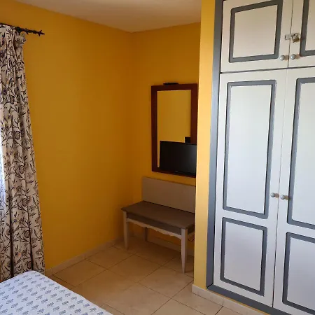 Oasis Royal F319 * 科拉雷侯